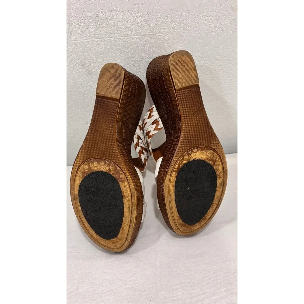Italian Shoemakers White Brown Braided Buckle Wedge Sandals Size 7 Made in Italy